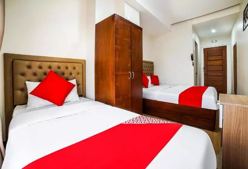 Hotelli Sakura Suites By Oyo Rooms
