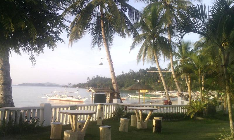 هتل Summer Homes Beach Resort And Cottages Palawan