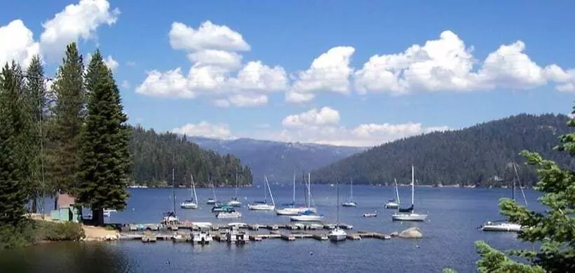 Huntington Lake Resort   Campsite