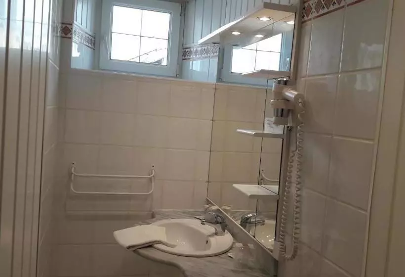 فندق Chez Francoise