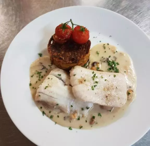 فندق Chez Francoise