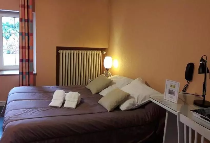 فندق Chez Francoise