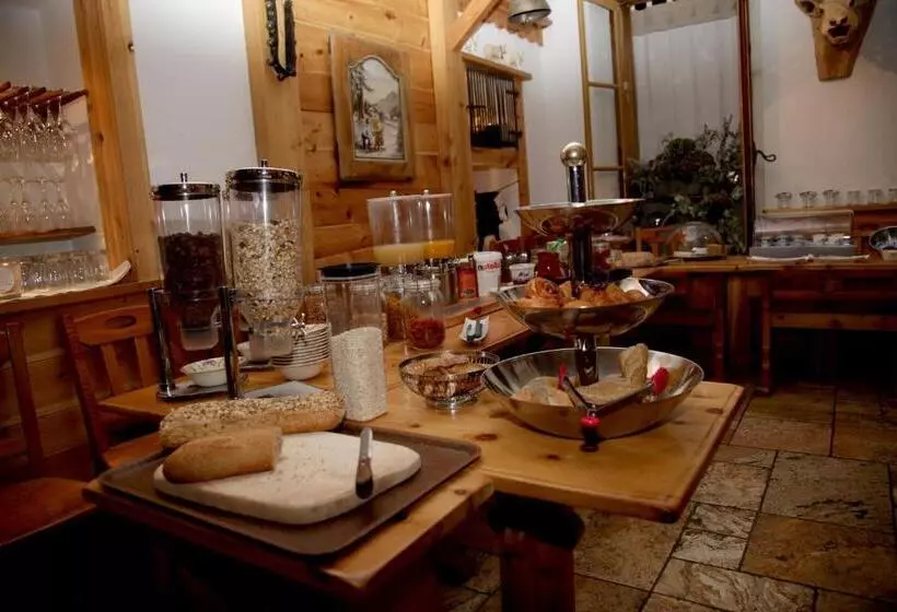 בית מלון כפרי Hôtel Restaurant De La Chaussée