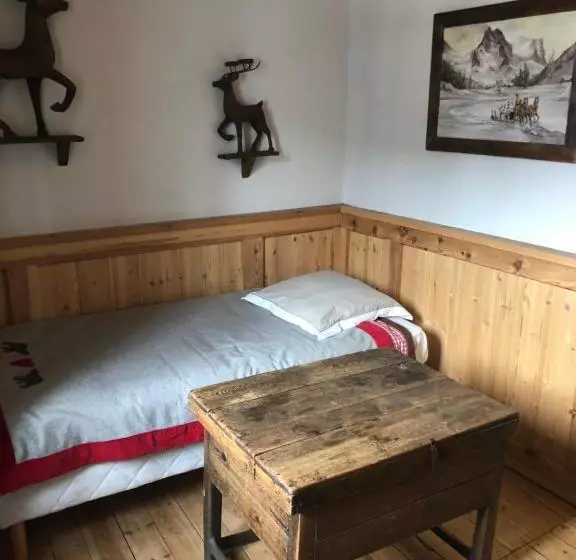 בית מלון כפרי Hôtel Restaurant De La Chaussée