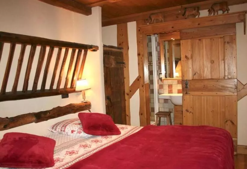 בית מלון כפרי Hôtel Restaurant De La Chaussée