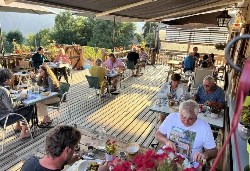 Отель La Foret De Maronne