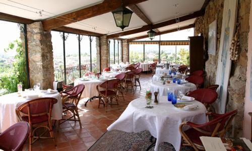 هتل Le Logis Du Guetteur