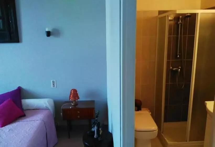 Отель Le Relais De La Marche