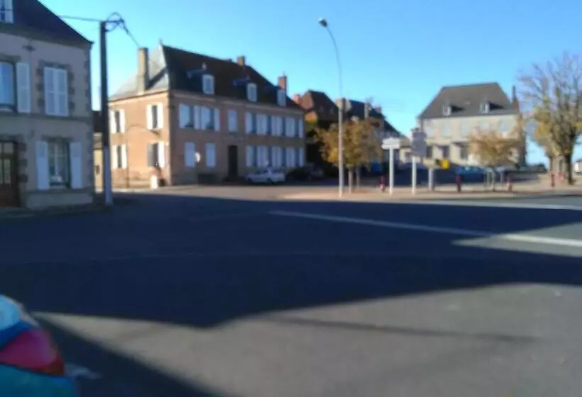 Отель Le Relais De La Marche