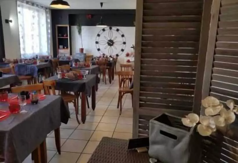 Отель Le Relais Des Forets