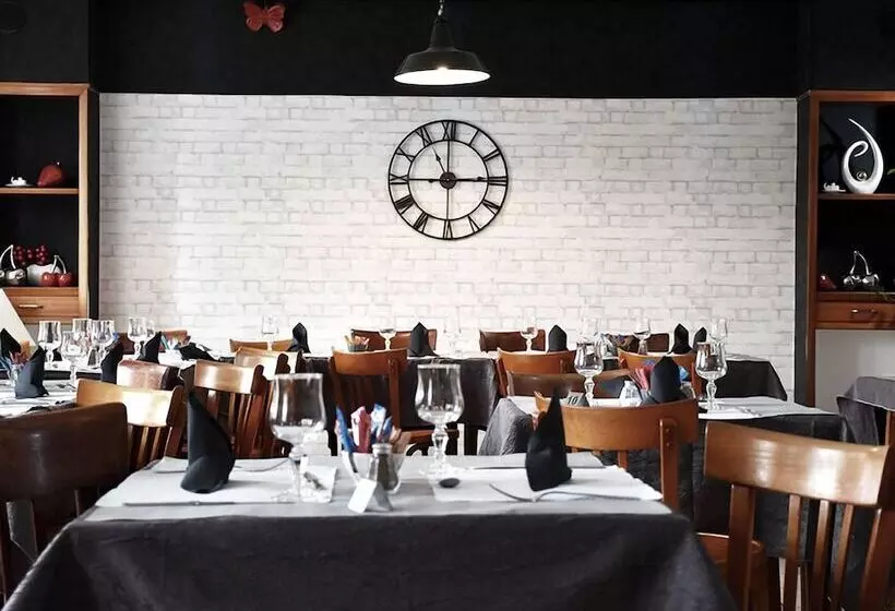 Отель Le Relais Des Forets