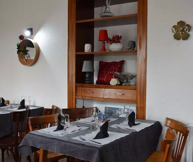 Отель Le Relais Des Forets