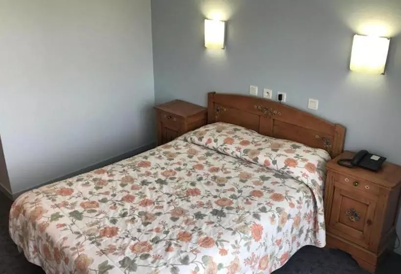 Отель Les Songes De Buxy