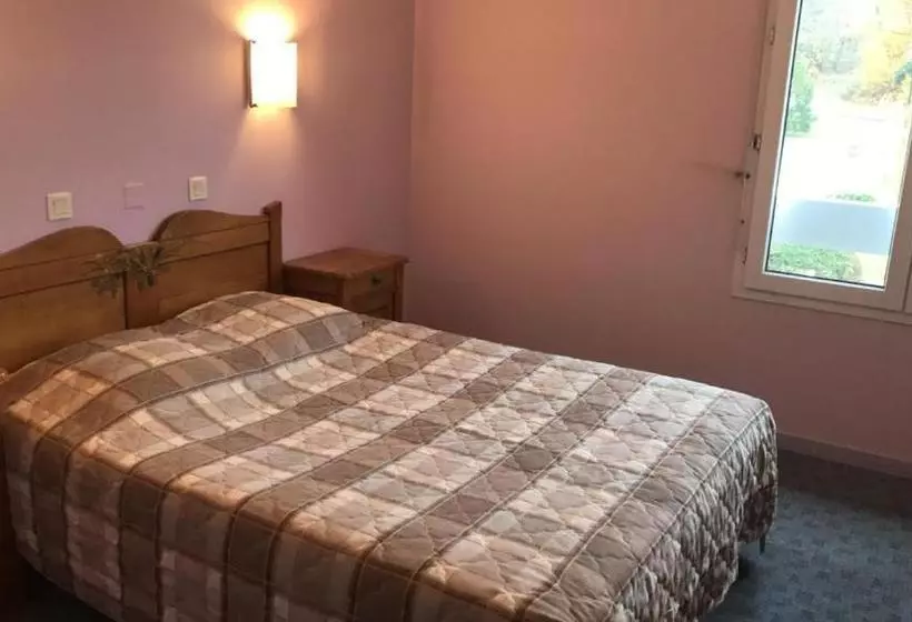 Отель Les Songes De Buxy