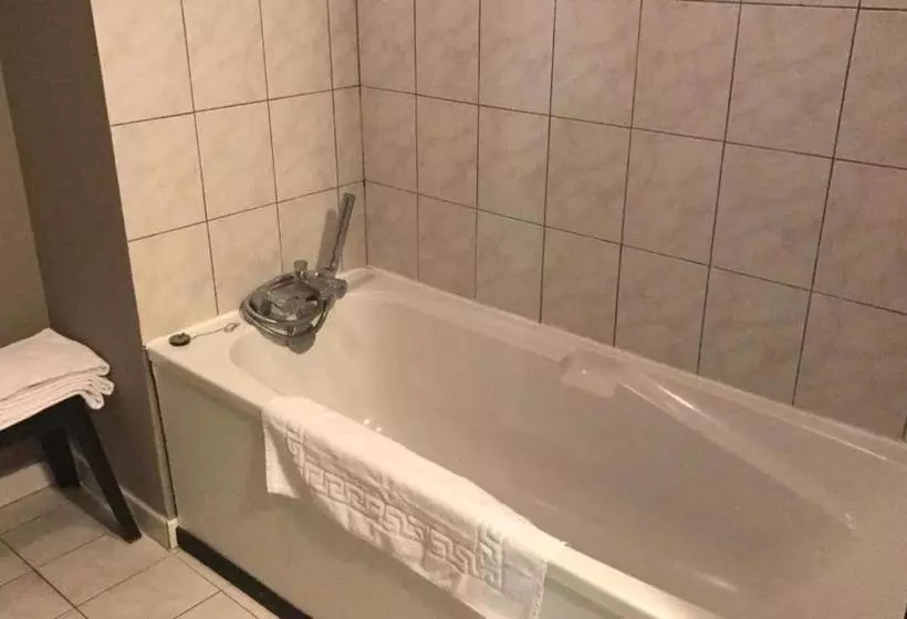 Отель Les Songes De Buxy