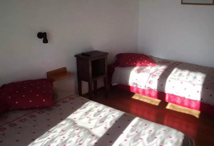 Отель Les Tilleuls