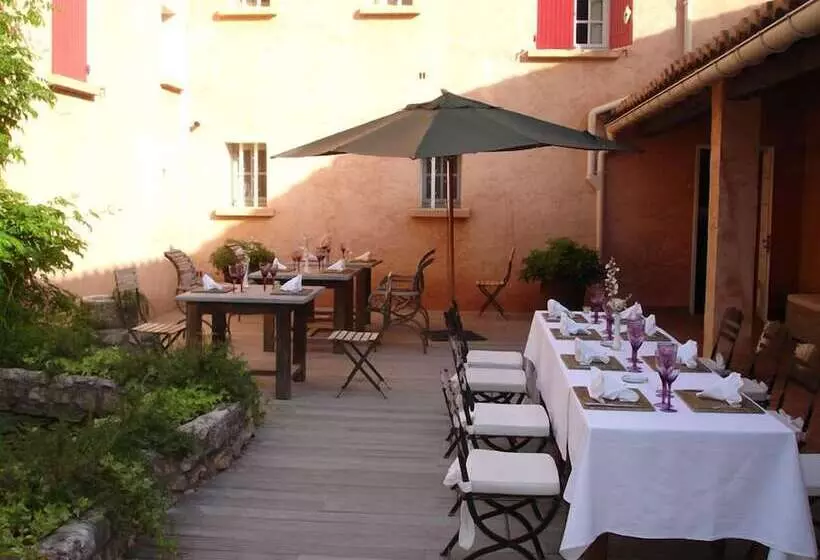 호텔 Logis Hôtel Restaurant Des Pins