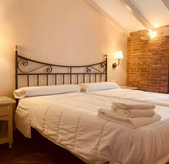 בית מלון כפרי Plaza Grande