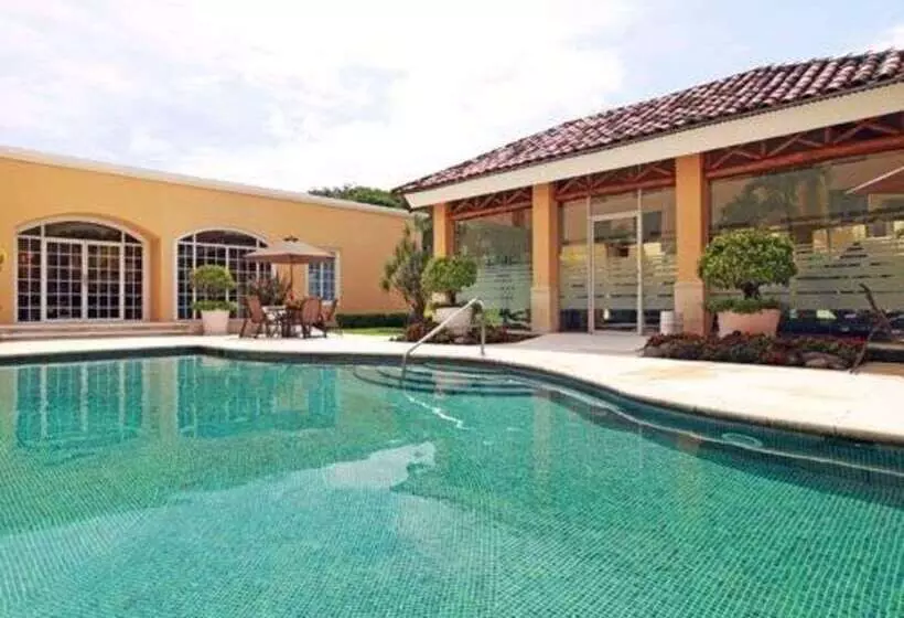 Отель Four Points San Jose Costa Rica