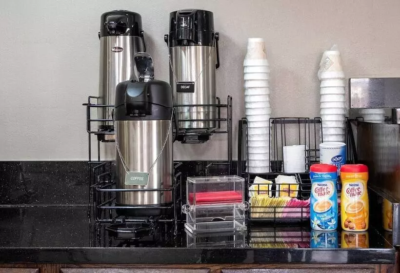 فندق Red Roof Inn & Suites Oxford