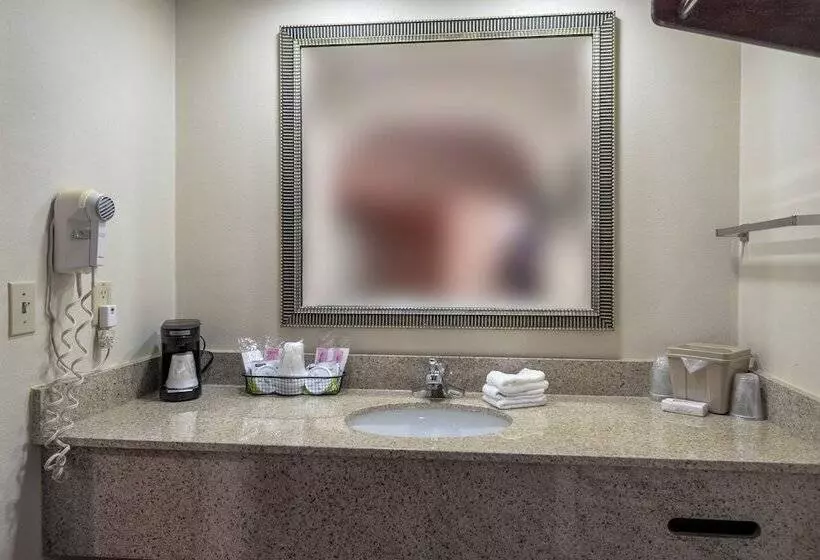 فندق Red Roof Inn & Suites Oxford