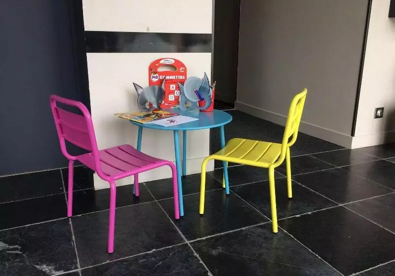 Отель Restaurant Lann Roz / Cote Cuisine