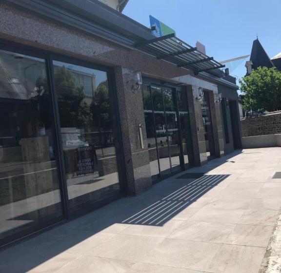 Sure Hotel By Best Western Argentan