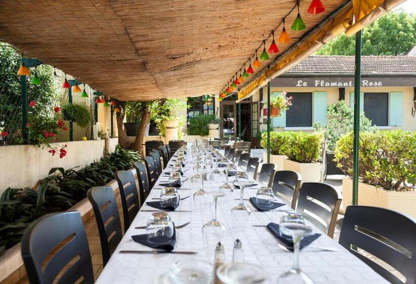 Logis Hotel Restaurant Le Flamant Rose Camargue