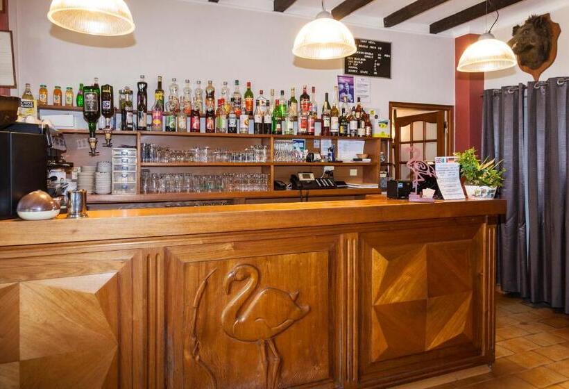 Logis Hotel Restaurant Le Flamant Rose Camargue