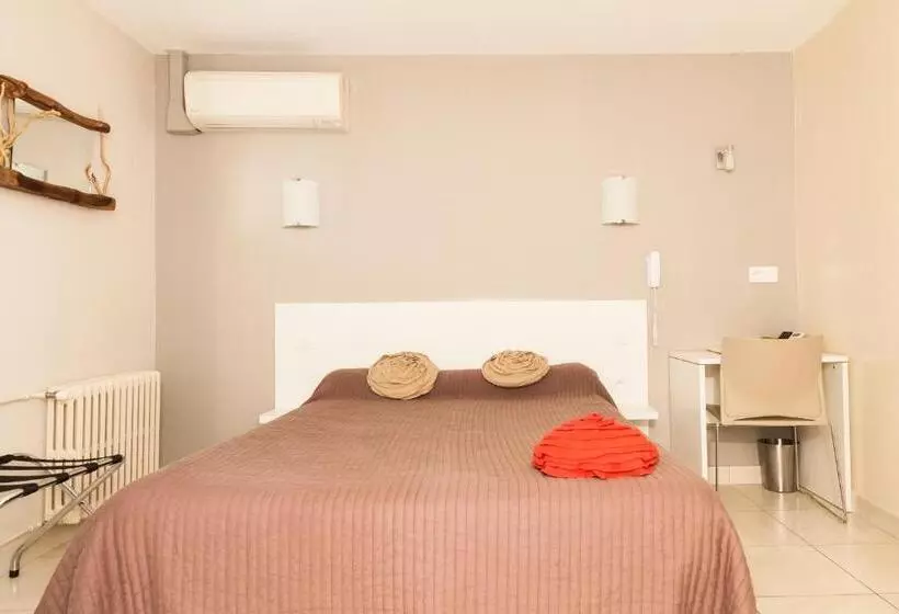 Logis Hotel Restaurant Le Flamant Rose Camargue