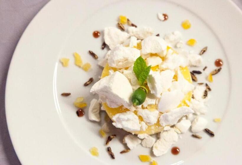 Logis Hotel Restaurant Le Flamant Rose Camargue