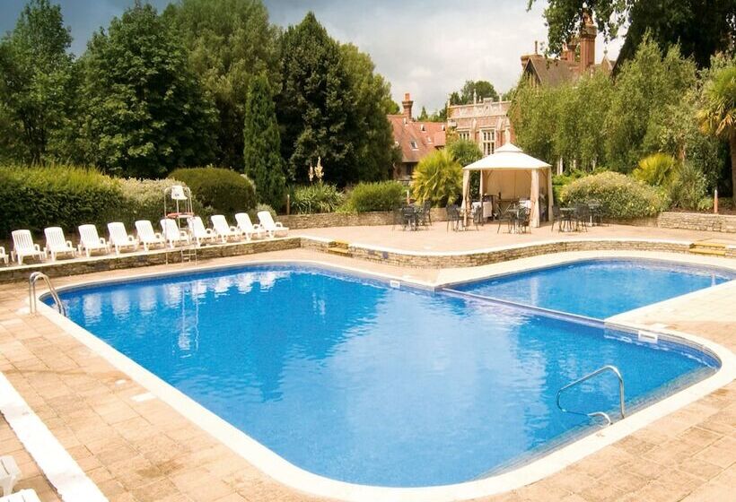 リゾートホテル Macdonald Elmers Court