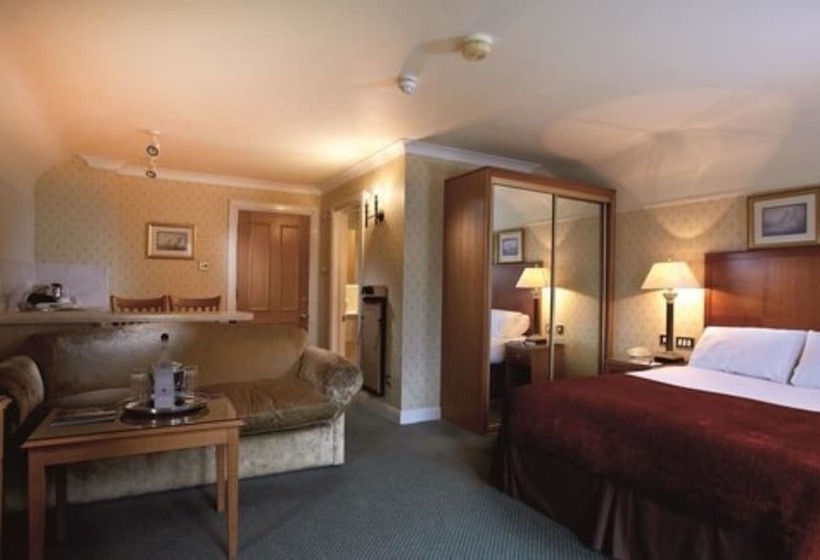 リゾートホテル Macdonald Elmers Court