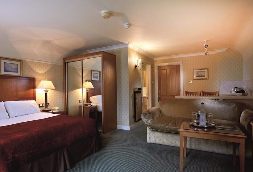 リゾートホテル Macdonald Elmers Court