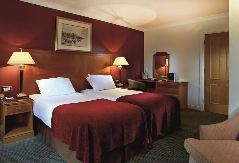 渡假胜地 Macdonald Elmers Court