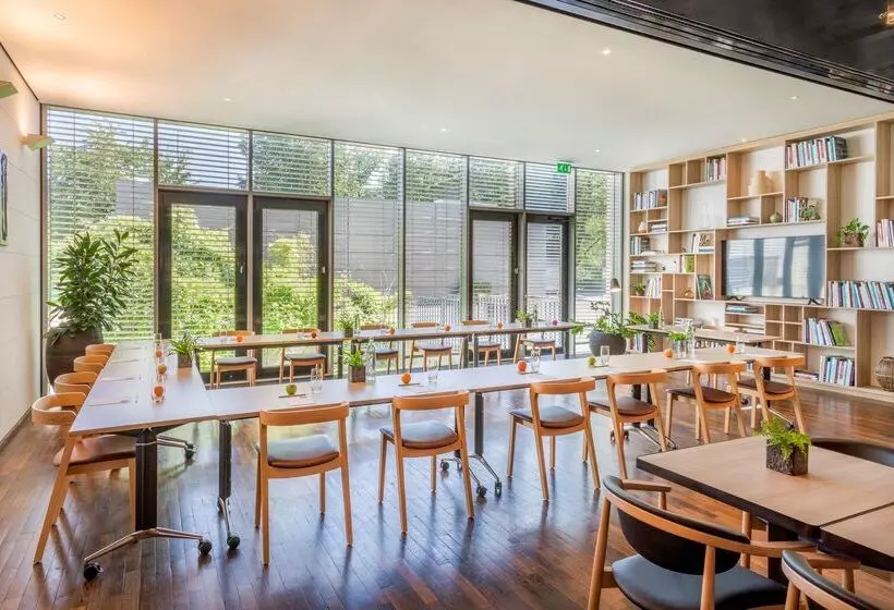 Резиденция Innside By Meliá Düsseldorf Seestern