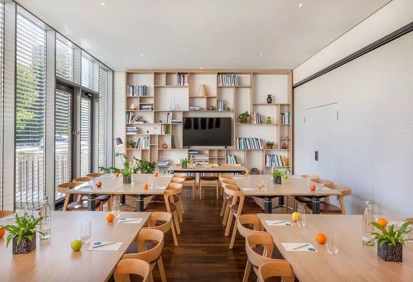 Резиденция Innside By Meliá Düsseldorf Seestern