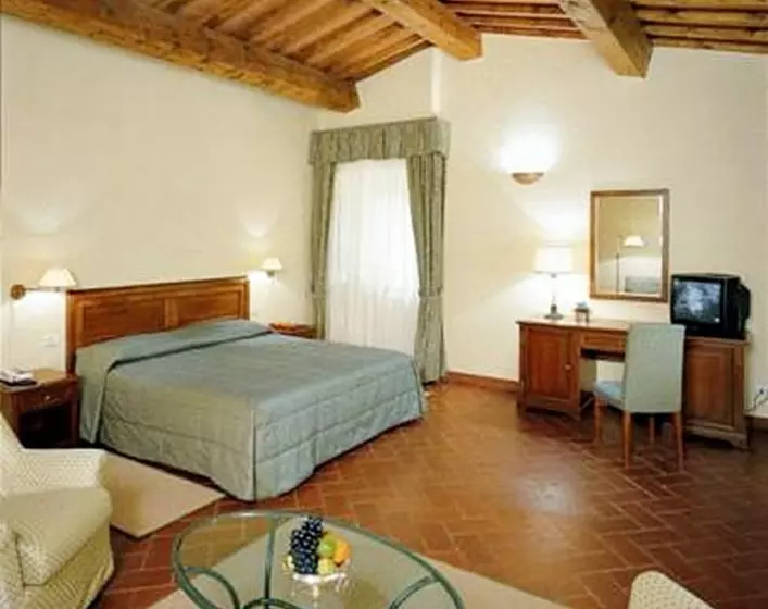 Курорт Unahotels Poggio Dei Medici Toscana