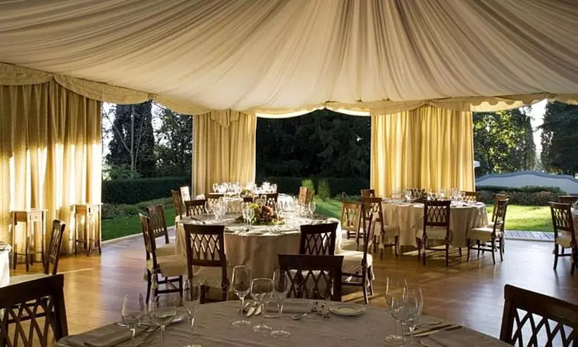 Курорт Unahotels Poggio Dei Medici Toscana