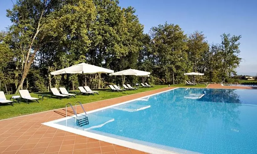 Курорт Unahotels Poggio Dei Medici Toscana