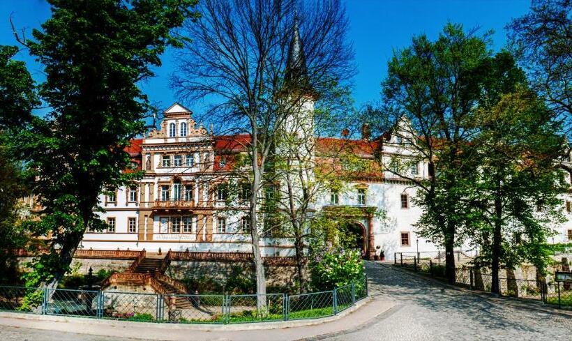 فندق Schloss Schkopau