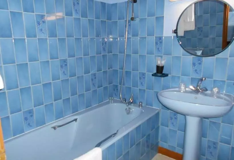 ホテル Au Bon Accueil