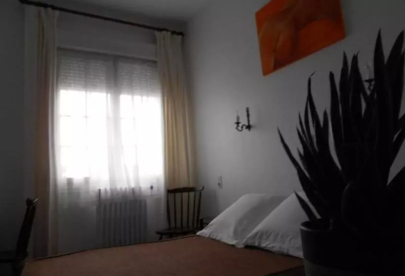 ホテル Au Bon Accueil