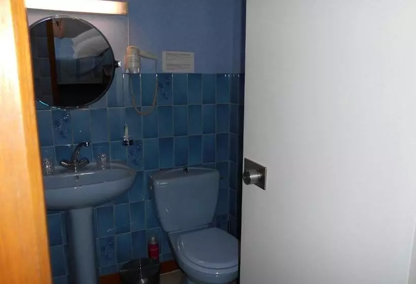 ホテル Au Bon Accueil