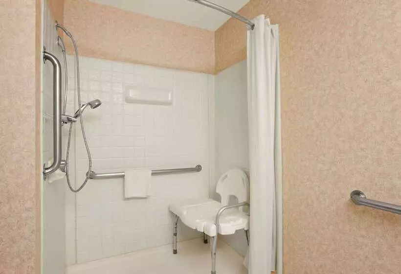 酒店 Baymont By Wyndham Golden/red Rocks