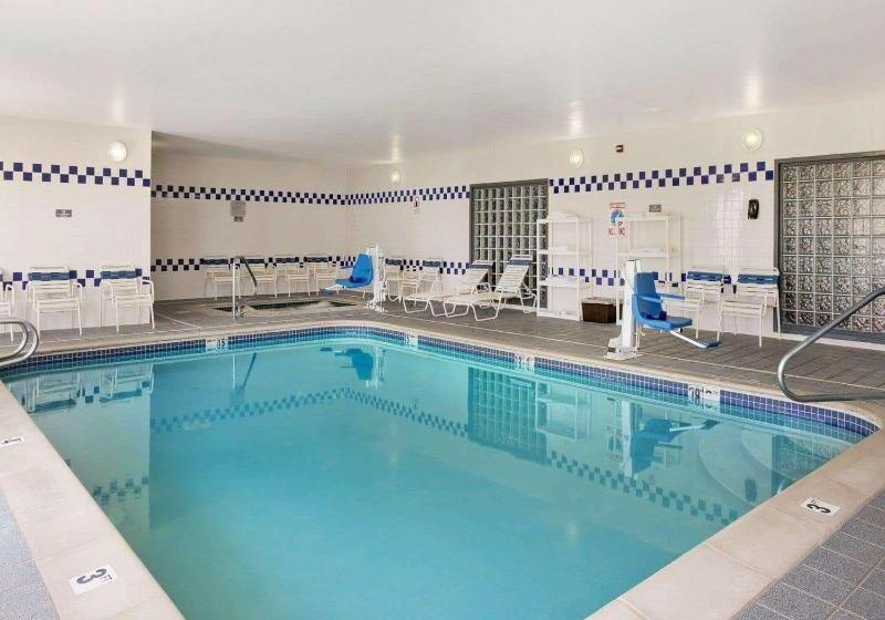 Отель Baymont By Wyndham Golden/red Rocks