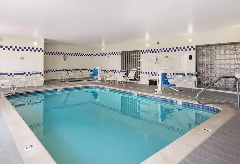 酒店 Baymont By Wyndham Golden/red Rocks