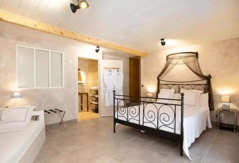 호텔 Chambre D Hôtes Au Jardin Des Saveurs