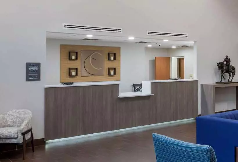 هتل Comfort Inn & Suites Hot Springs Midtown