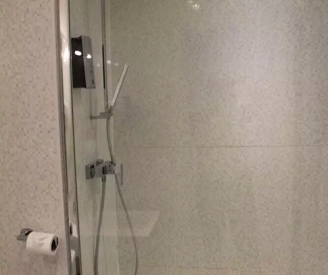 Logis Hotel Restaurant De L Abbaye